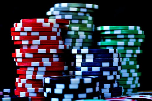 Тяжелые покерные наборы дорого возить карго